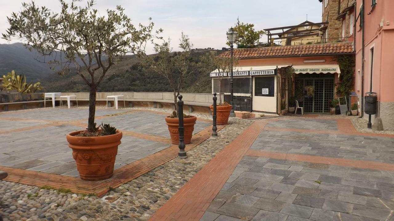 Ca Delle Rondini Civezza Exterior foto
